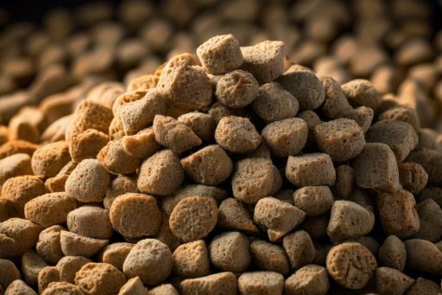 aquafeed pellets
